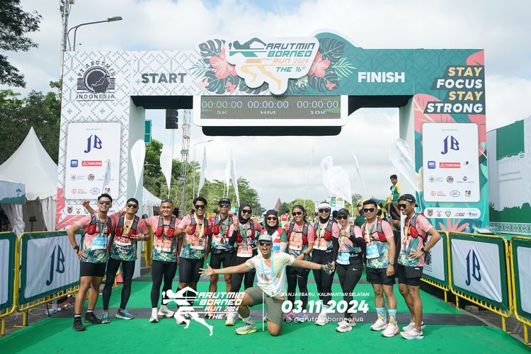 Race photo from Arutmin Borneo Run 2024