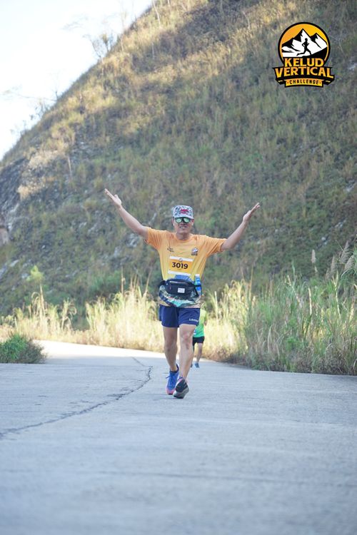 Race photo from Kelud Vertical Challenge 2024