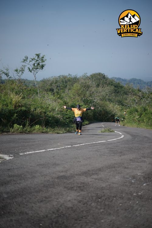 Race photo from Kelud Vertical Challenge 2024