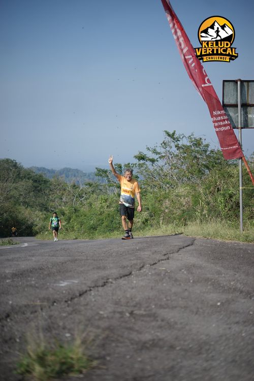 Race photo from Kelud Vertical Challenge 2024