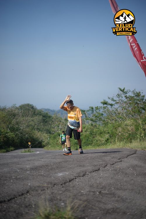 Race photo from Kelud Vertical Challenge 2024