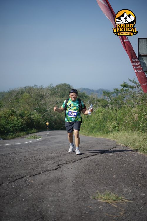 Race photo from Kelud Vertical Challenge 2024