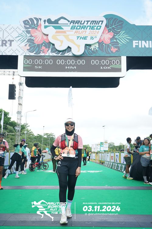 Race photo from Arutmin Borneo Run 2024