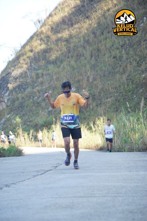 Race photo from Kelud Vertical Challenge 2024