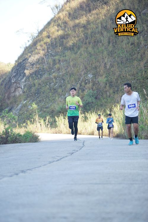 Race photo from Kelud Vertical Challenge 2024