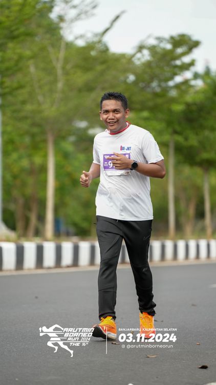 Race photo from Arutmin Borneo Run 2024