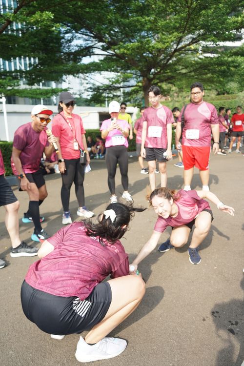 Race photo from Assurance Fun Run 2024