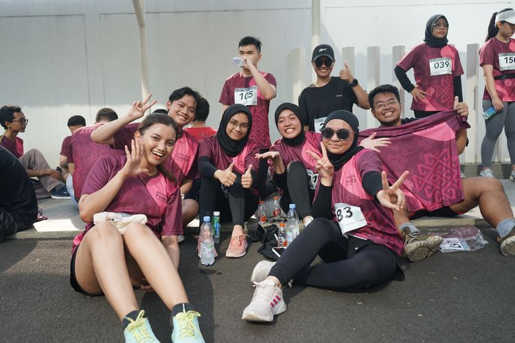 Race photo from Assurance Fun Run 2024