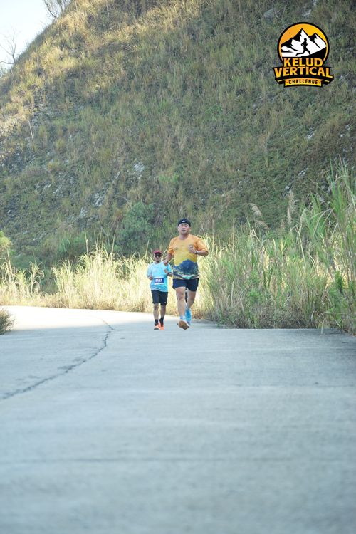 Race photo from Kelud Vertical Challenge 2024