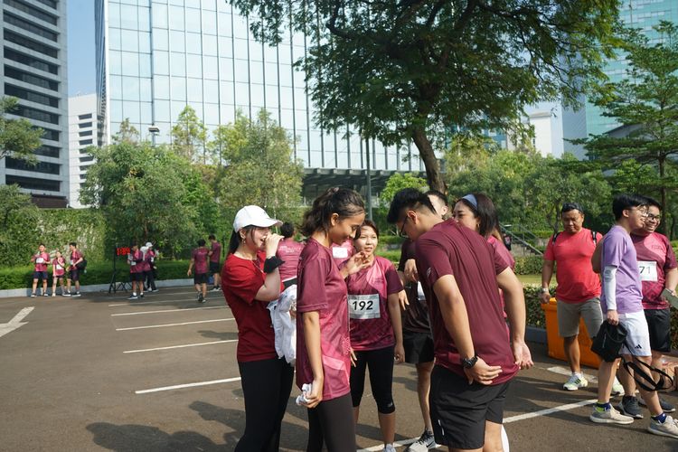 Race photo from Assurance Fun Run 2024