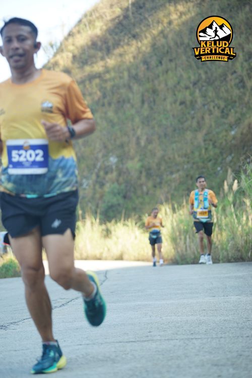 Race photo from Kelud Vertical Challenge 2024