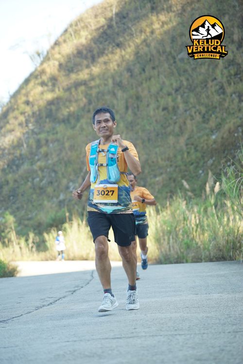 Race photo from Kelud Vertical Challenge 2024