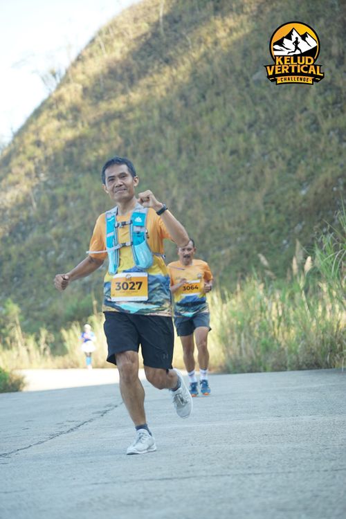Race photo from Kelud Vertical Challenge 2024
