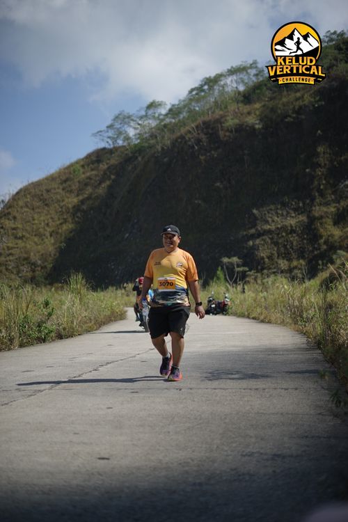 Race photo from Kelud Vertical Challenge 2024