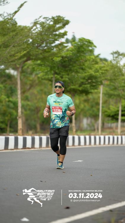 Race photo from Arutmin Borneo Run 2024