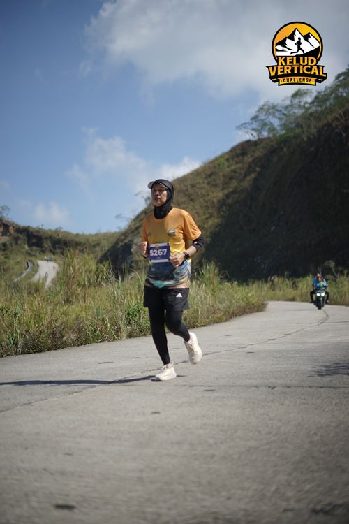 Race photo from Kelud Vertical Challenge 2024