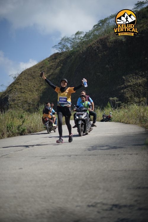 Race photo from Kelud Vertical Challenge 2024