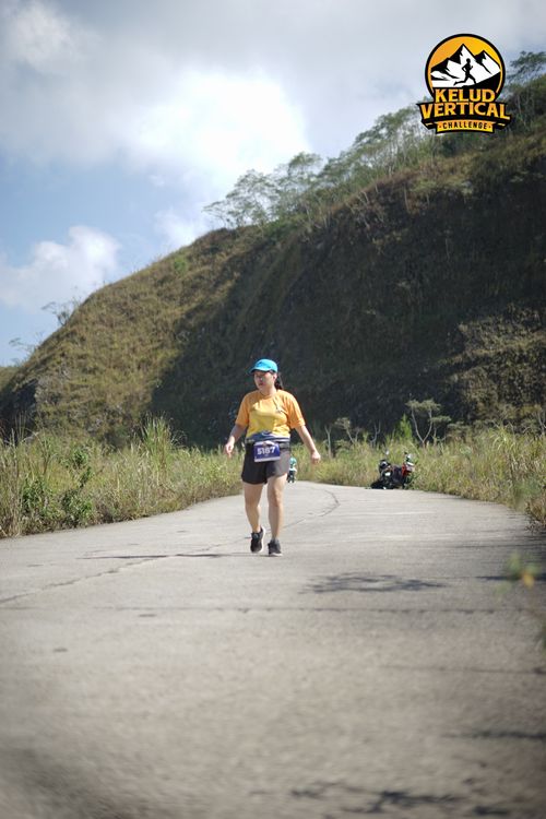 Race photo from Kelud Vertical Challenge 2024