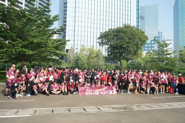 Race photo from Assurance Fun Run 2024