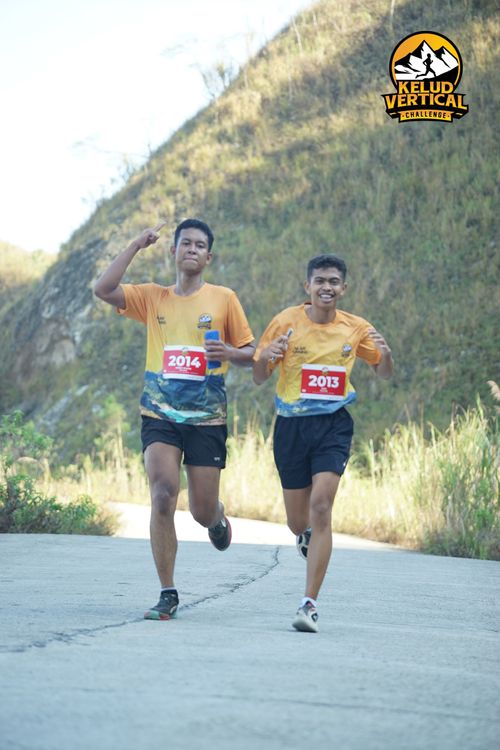 Race photo from Kelud Vertical Challenge 2024