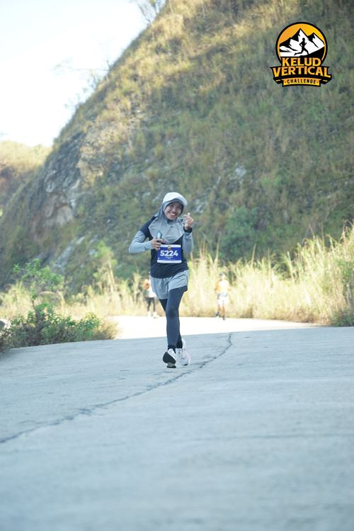 Race photo from Kelud Vertical Challenge 2024