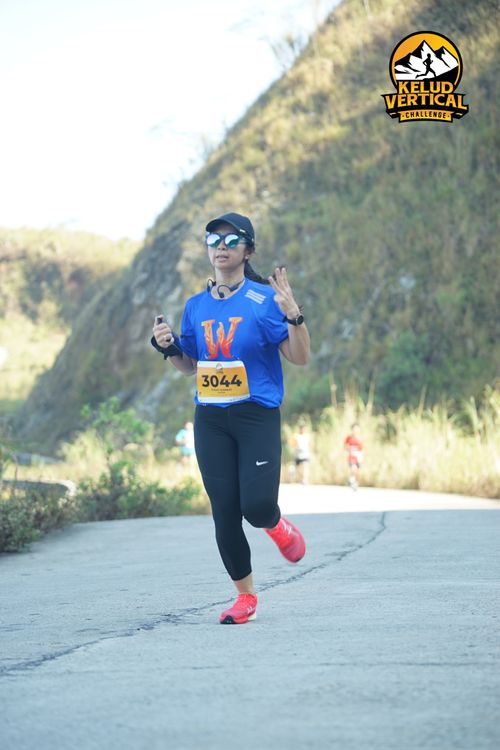 Race photo from Kelud Vertical Challenge 2024