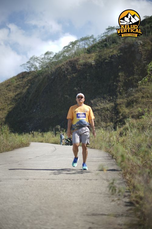 Race photo from Kelud Vertical Challenge 2024