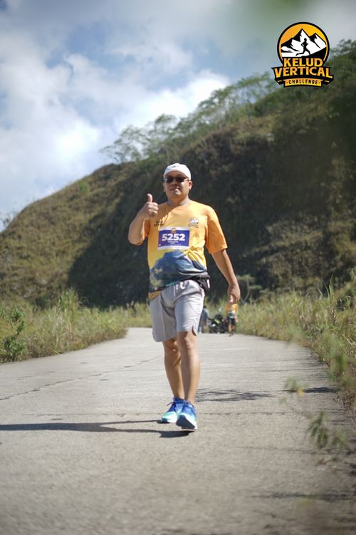 Race photo from Kelud Vertical Challenge 2024