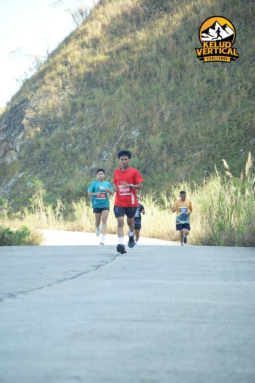 Race photo from Kelud Vertical Challenge 2024