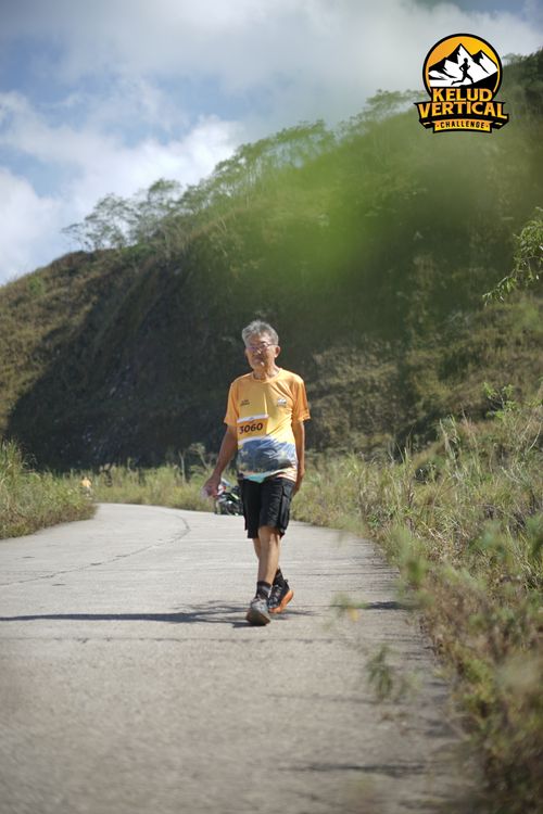 Race photo from Kelud Vertical Challenge 2024