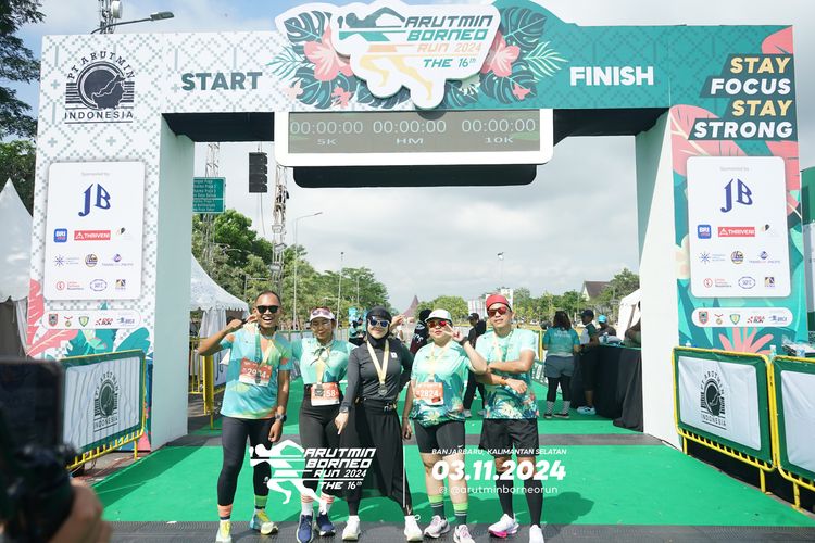 Race photo from Arutmin Borneo Run 2024
