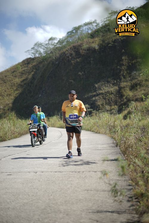 Race photo from Kelud Vertical Challenge 2024