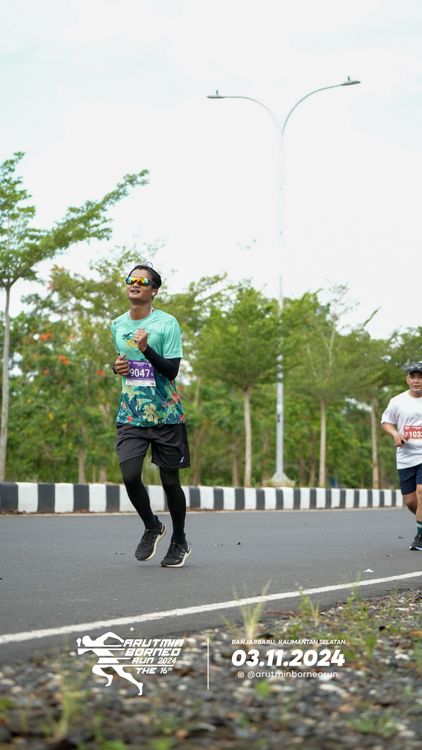 Race photo from Arutmin Borneo Run 2024