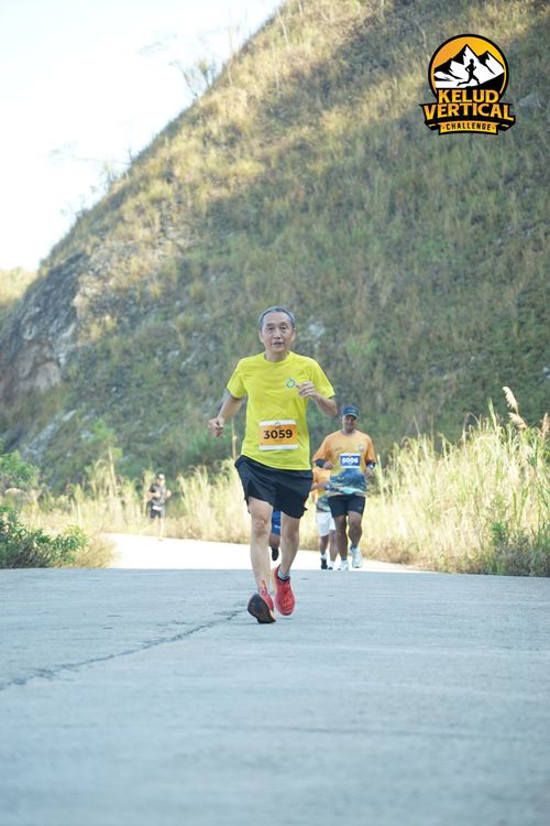 Race photo from Kelud Vertical Challenge 2024