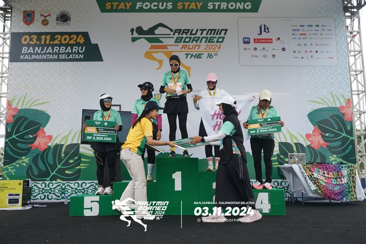 Race photo from Arutmin Borneo Run 2024