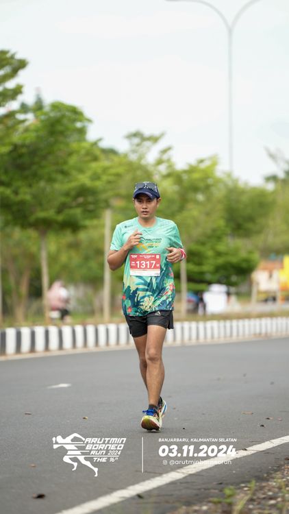 Race photo from Arutmin Borneo Run 2024