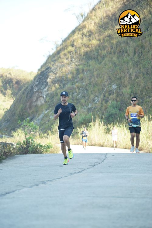 Race photo from Kelud Vertical Challenge 2024