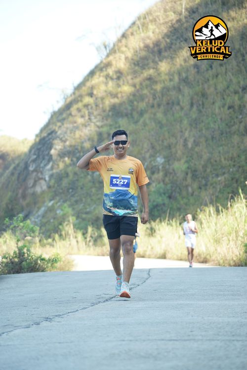 Race photo from Kelud Vertical Challenge 2024