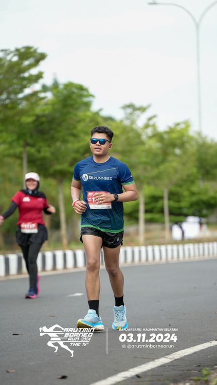 Race photo from Arutmin Borneo Run 2024