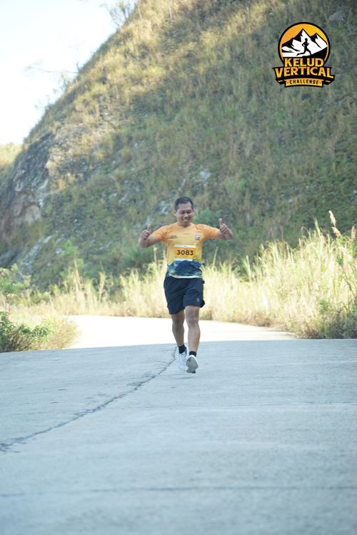 Race photo from Kelud Vertical Challenge 2024