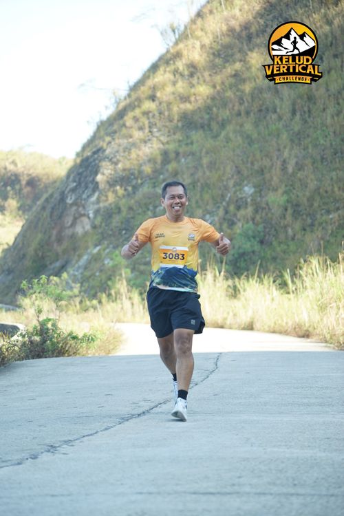 Race photo from Kelud Vertical Challenge 2024