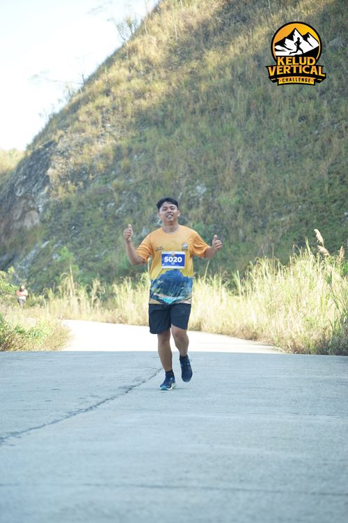 Race photo from Kelud Vertical Challenge 2024
