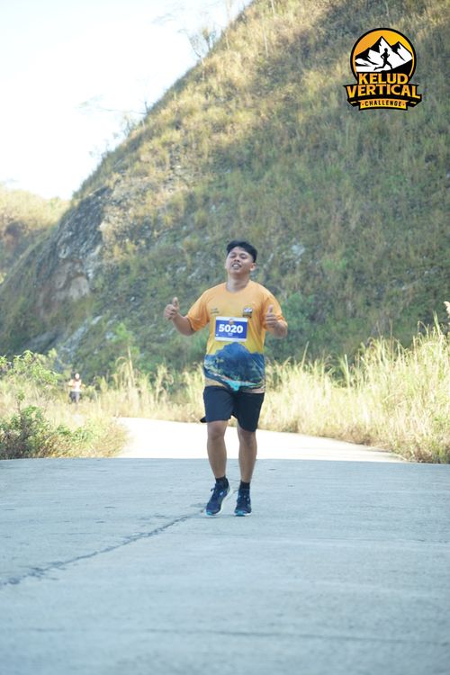 Race photo from Kelud Vertical Challenge 2024