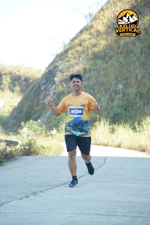 Race photo from Kelud Vertical Challenge 2024