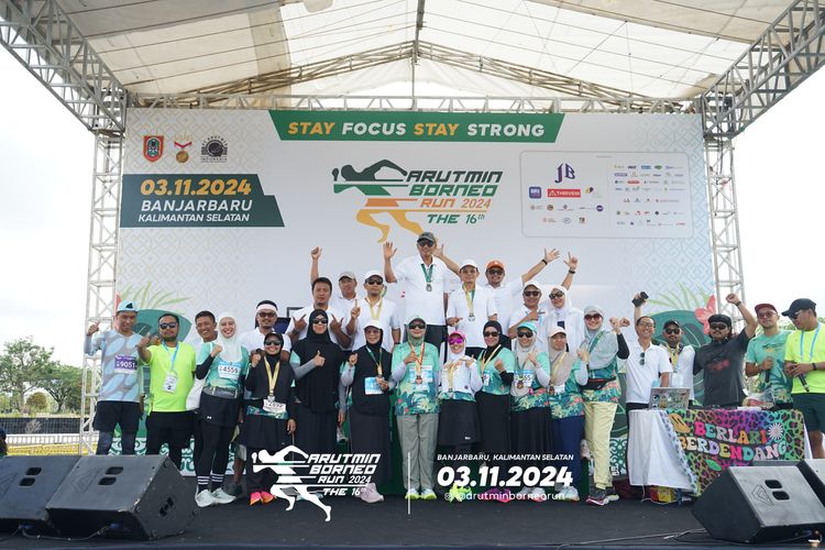 Race photo from Arutmin Borneo Run 2024