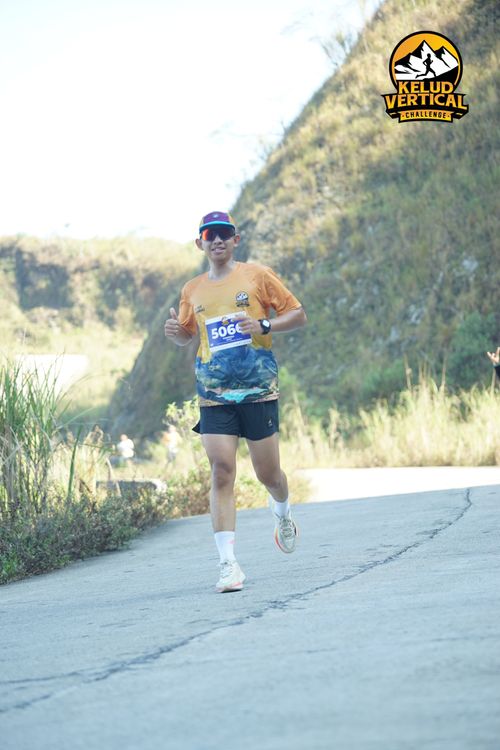 Race photo from Kelud Vertical Challenge 2024