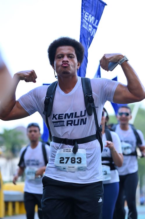 Race photo from KEMLU RUN 2025