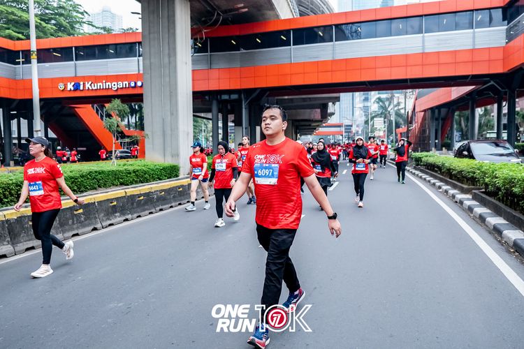 Race photo from ONE RUN 10K 2025