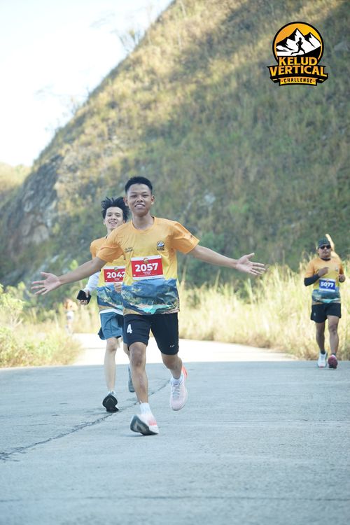 Race photo from Kelud Vertical Challenge 2024