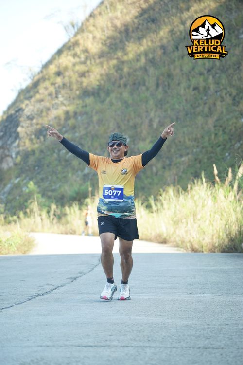 Race photo from Kelud Vertical Challenge 2024